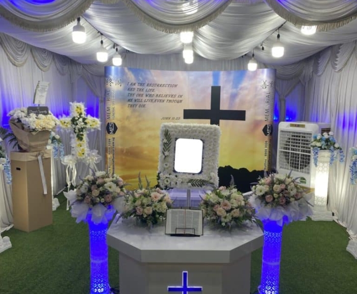 ChristianGallery2-scaled Christian altar with blue lights